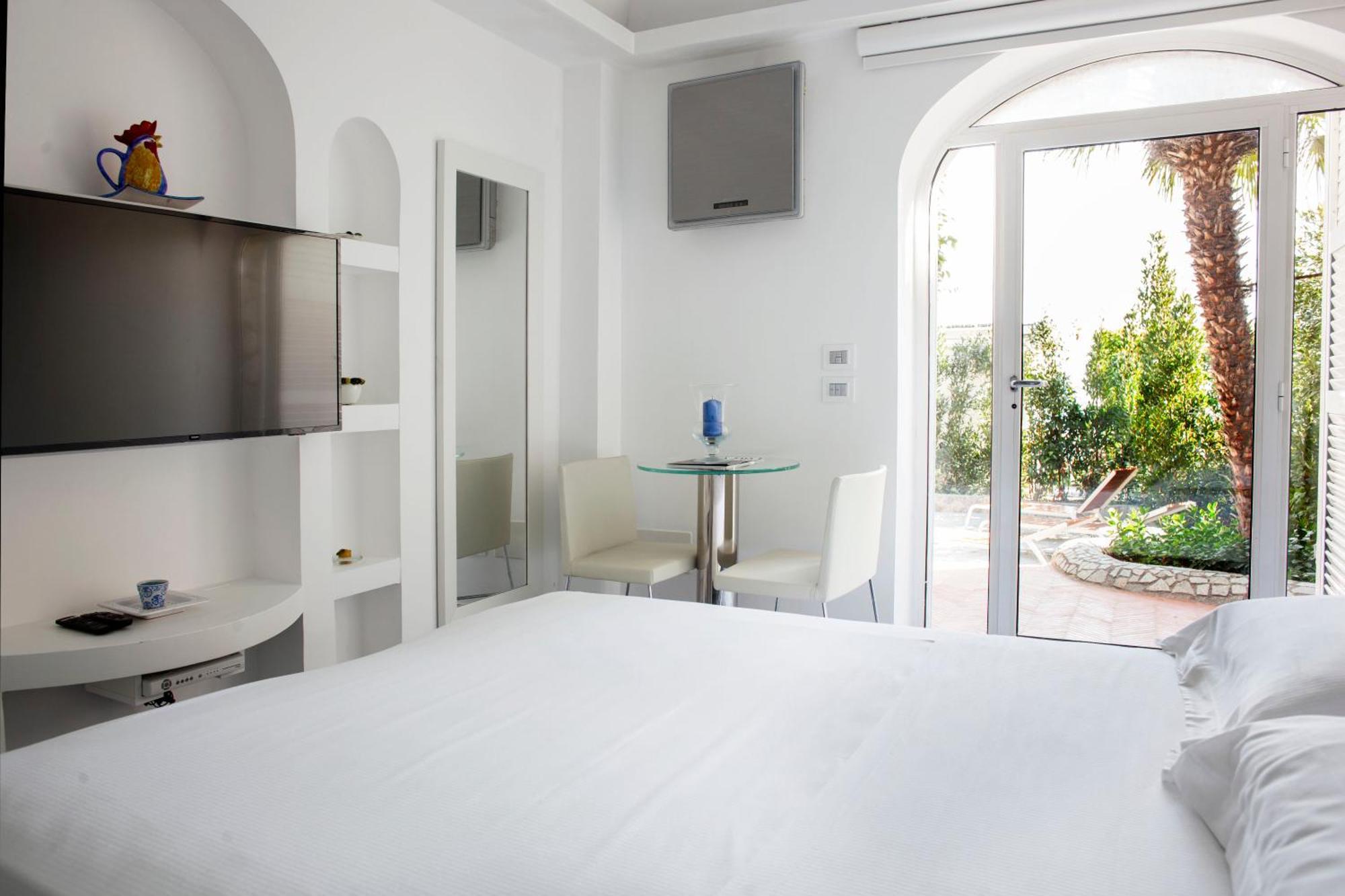 Lhp Executive Design Apartment